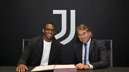 Juventus, Jhon Lucumi'yi kadrosuna kattı