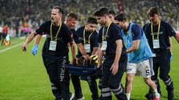 Fenerbahçe'den gece geç saatte, hastaneye kaldırılan Kerem Aktürkoğlu için açıklama