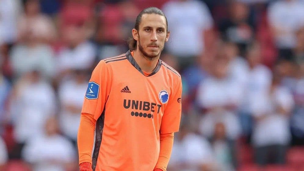 Juventus, Kamil Grabara'yı transfer etti