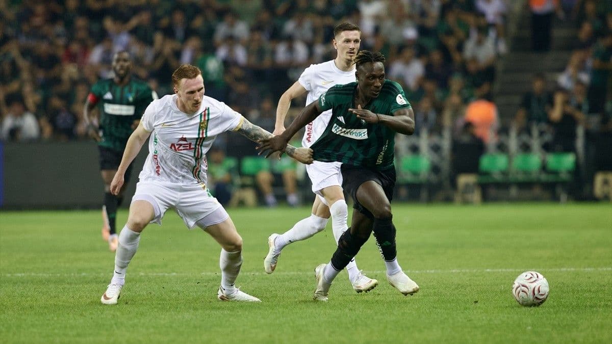 (ÖZET) Kocaelispor: 1 - Amedspor: 0 MAÇ SONUCU