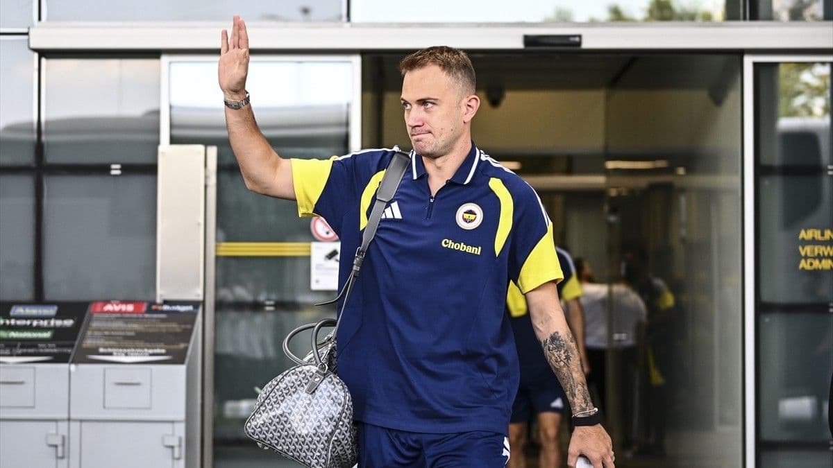 Fenerbahçe'de Mert Günok, en az 2 hafta yok! İşte kaçıracağı maçlar...
