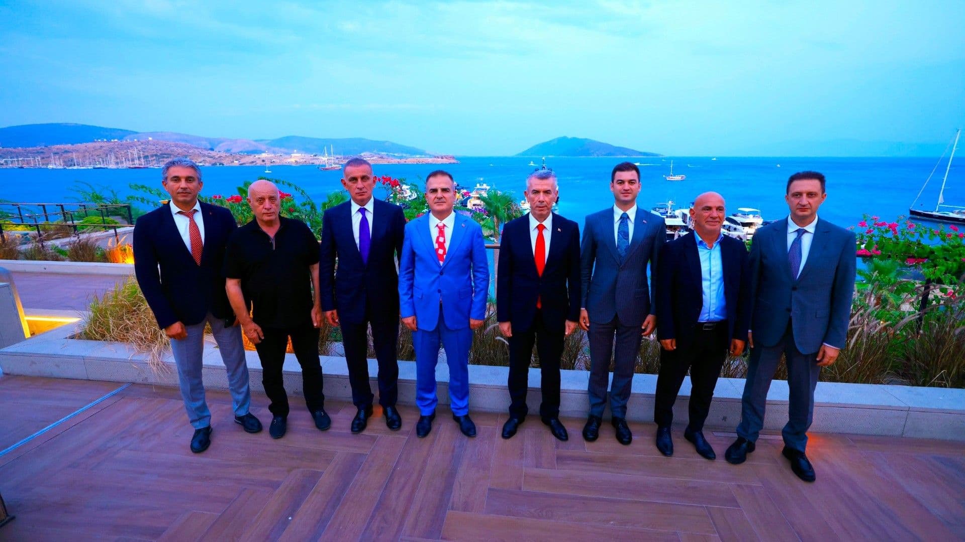 Trendyol 1. Lig kulüp başkanları ve taraftar temsilcileri, Bodrum'da buluştu