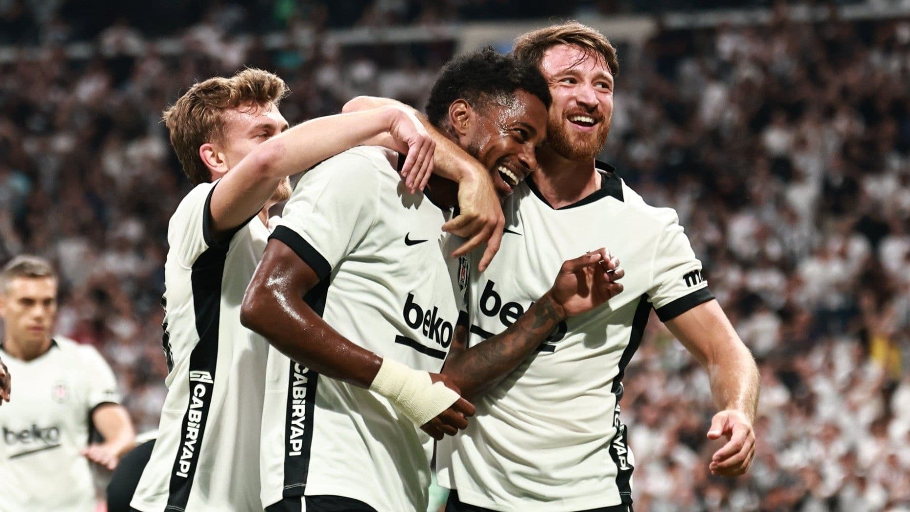 Beşiktaş, Avrupa'da tek: 181 kulüp arasında sadece Kara Kartal...