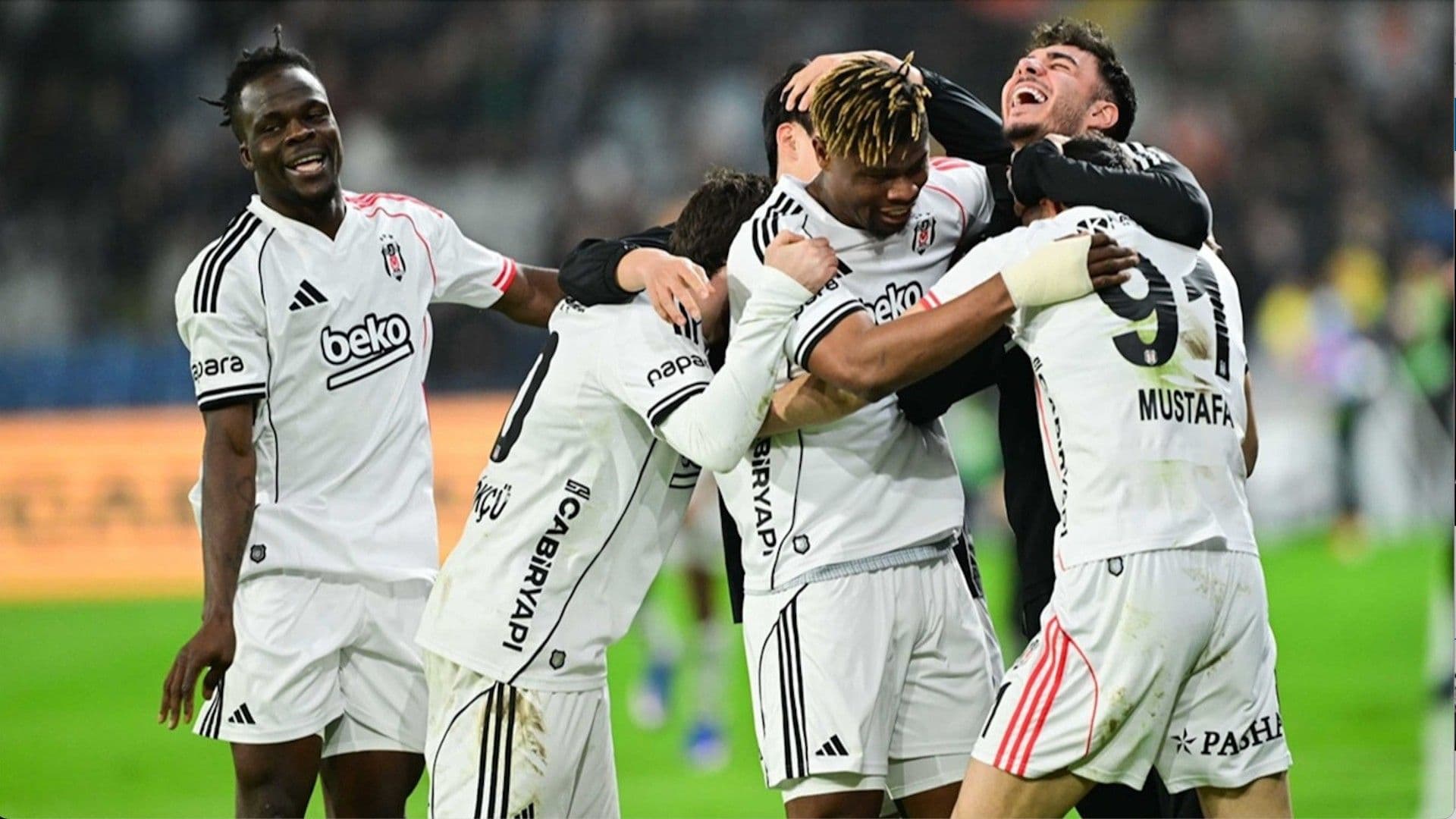 Schalke'den Mustafa Erhan Hekimoğlu için teklif! Beşiktaş reddetti