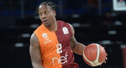 Trabzonspor eski Galatasaraylı'ya imza attırdı! Anlaşmanın geçerli olabilmesi için tek şart var
