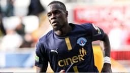 Mamadou Fall İstanbul’da kalıyor