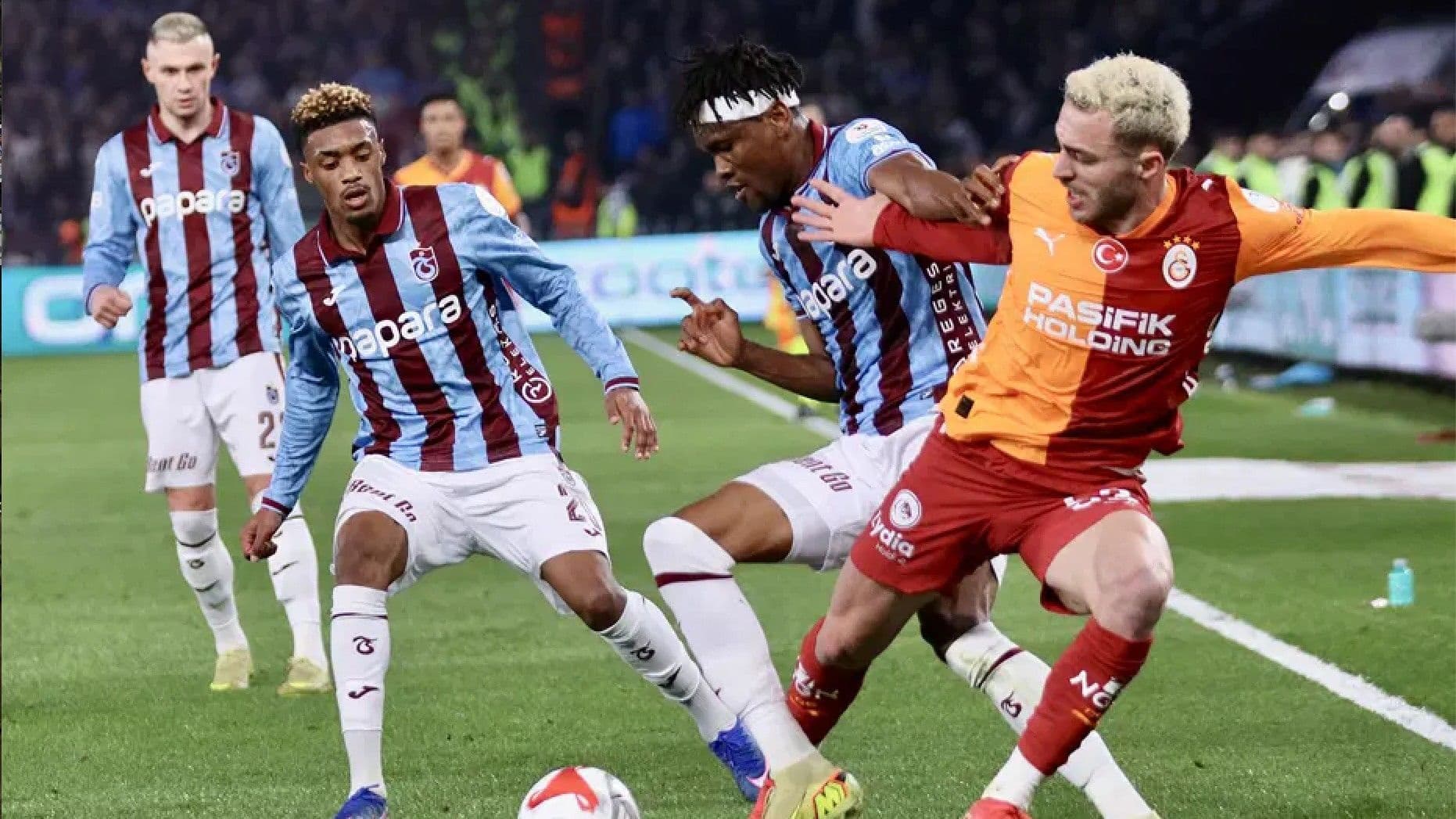 TFF resmen açıkladı: Trabzonspor - Galatasaray derbisinin tarihi belli oldu!