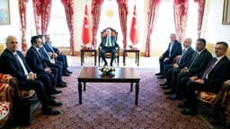Cumhurbaşkanı Erdoğan, 4 kulübün başkanlarını kabul etti!
