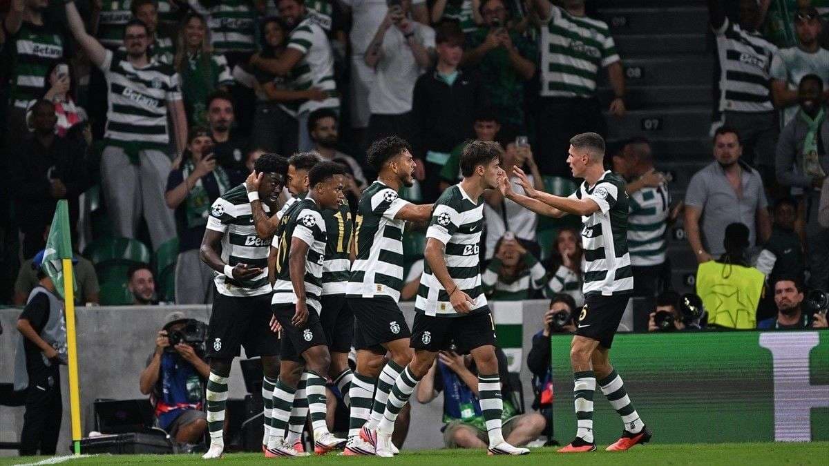 Catamo'nun golünde Sportingli futbolcuların sevinci