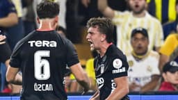Beşiktaş'ın derbide golünü atmıştı! Oyuna devam edemedi...