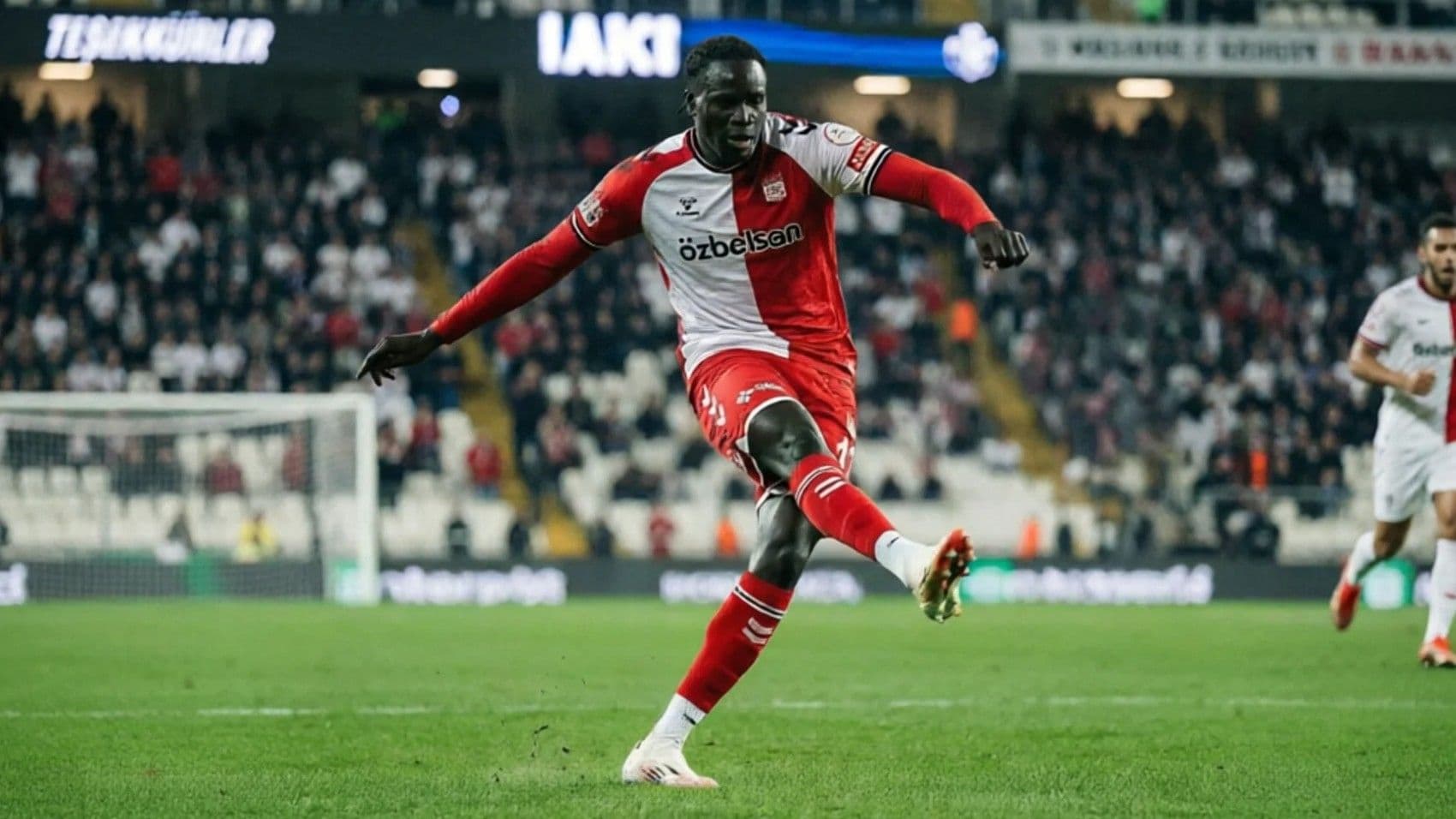 Sivasspor'dan ayrılan Aliou Badji, Levadiakos FC ile anlaştı!