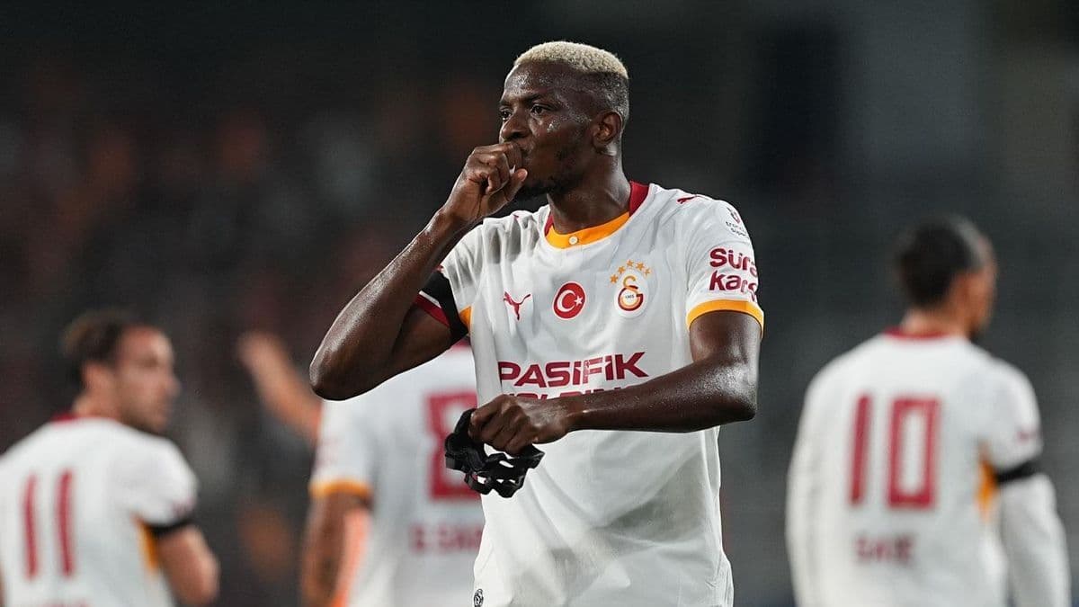 Başakşehir - Galatasaray maçında sakatlanan Osimhen'den ilk açıklama geldi