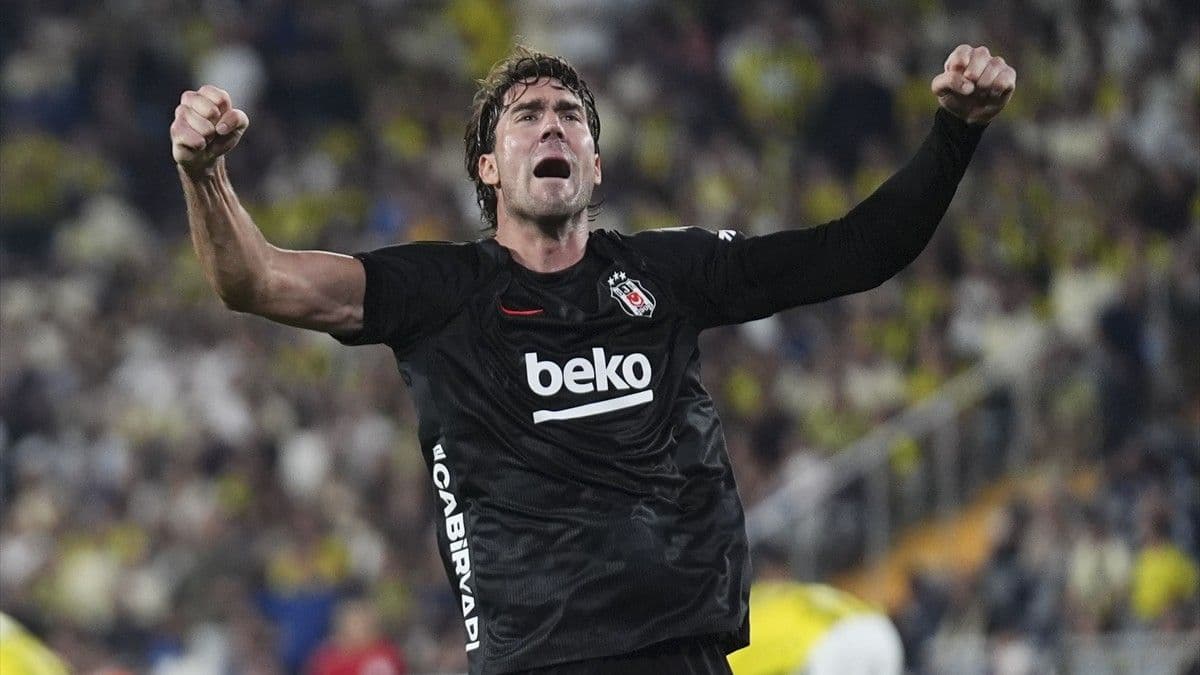 Dusan Vlahovic isyan çıkardı: “Biz bu adamı niye bıraktık?"