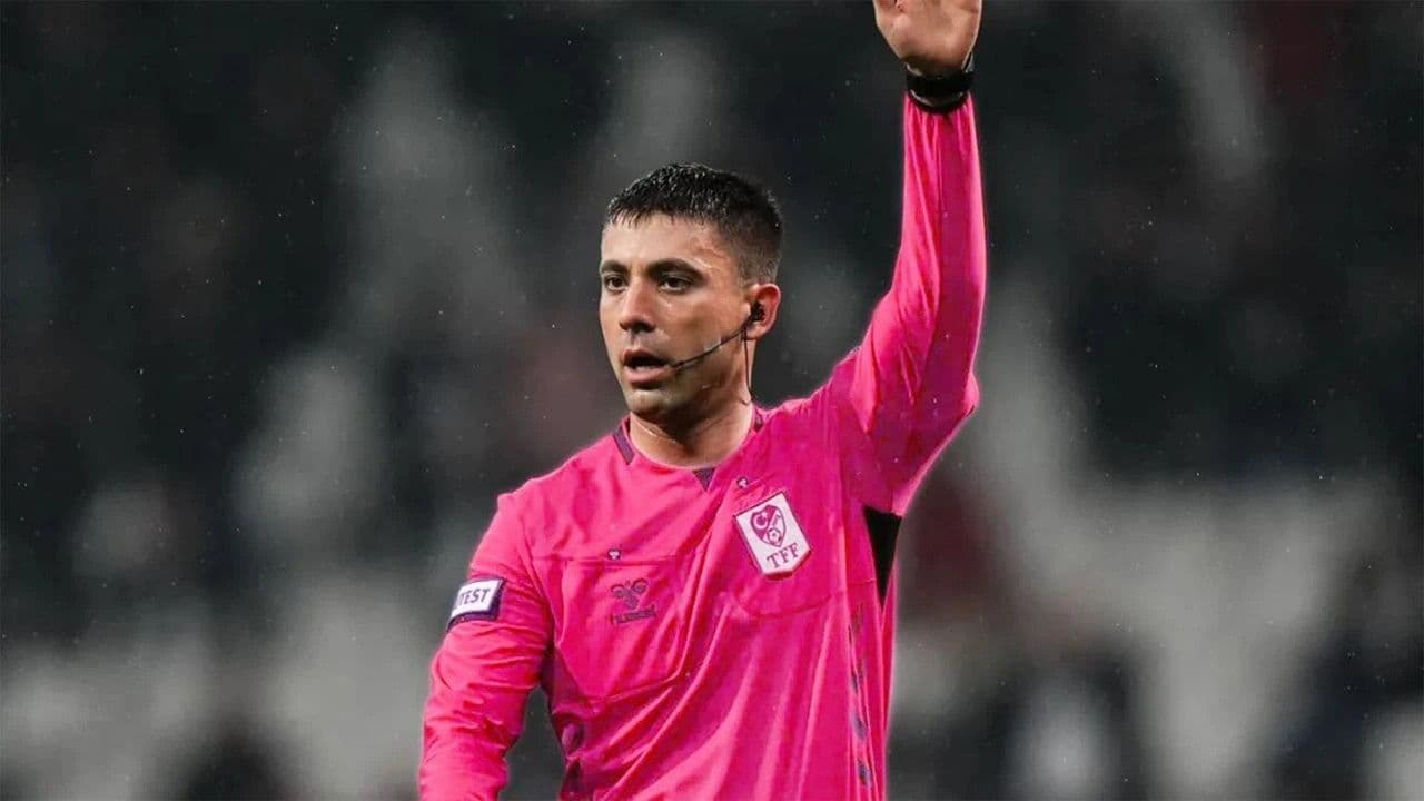 Trabzonspor-Galatasaray maçının hakemi Batuhan Kolak oldu!