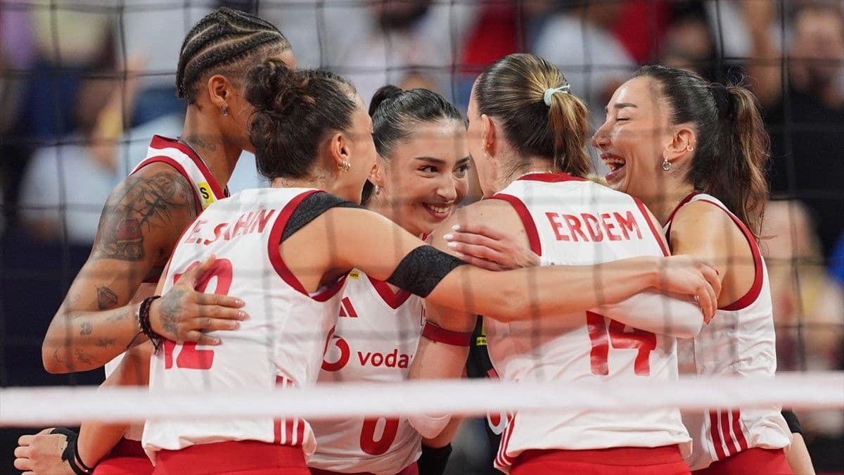 (ÖZET) Türkiye - Sırbistan Maç Sonucu: 3-0 