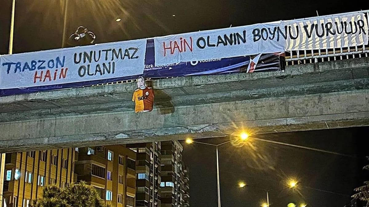 Trabzon’da Uğurcan Çakır’a pankartlı protesto