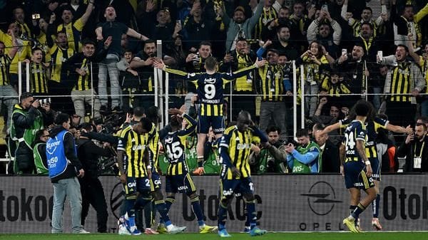Fenerbahçe yeniden umutlandı! 30 yıllık rekor kırıldı