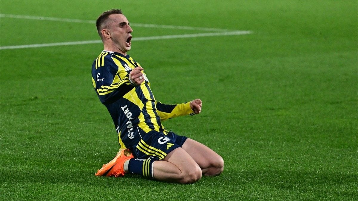 Kerem Aktürkoğlu'ndan Fenerbahçe taraftarına mesaj!