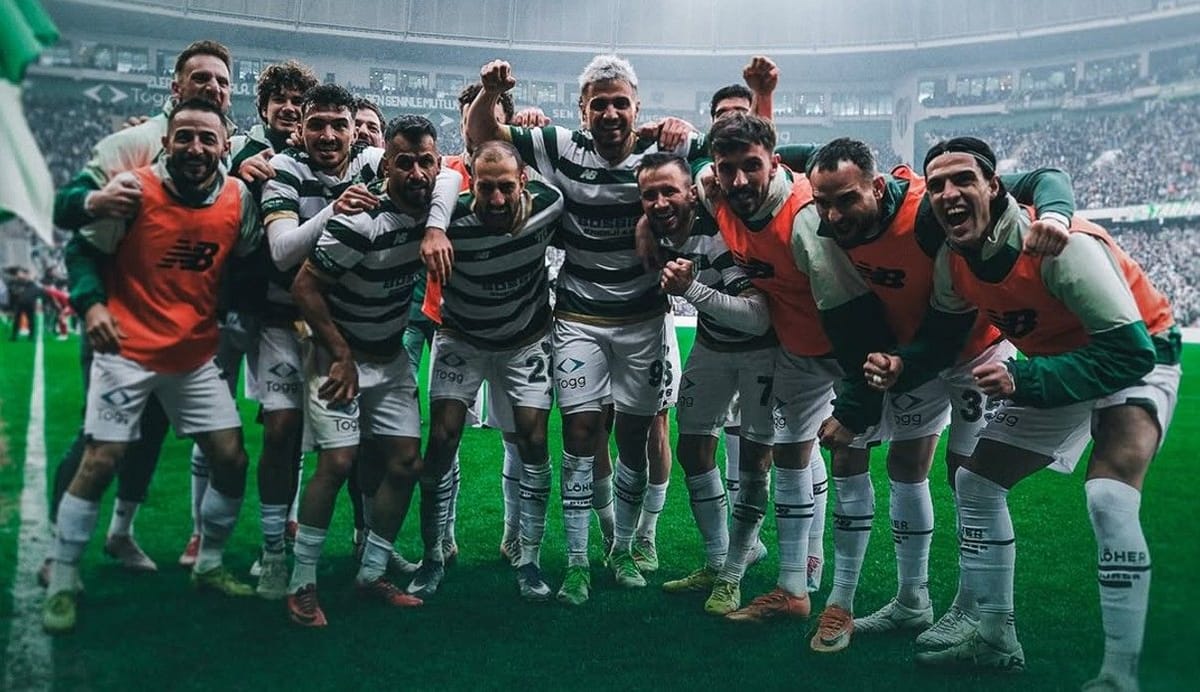 Bursaspor'un TFF 2. Lig şampiyonluğunu ilan etmesine "bir" puan kaldı