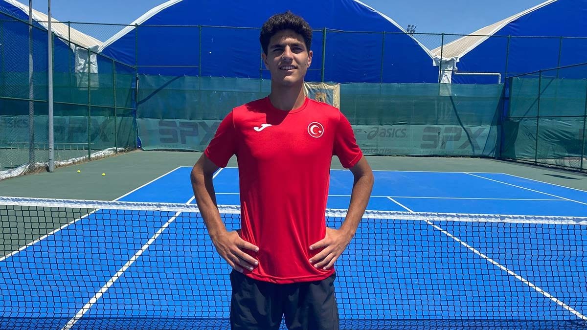 Türk tenisinde çifte zafer! Yankı ve Tuncay şampiyon