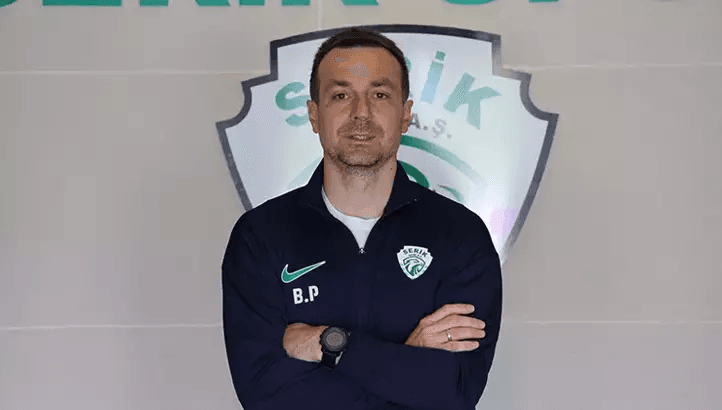 Serikspor Teknik Direktörü Petrovic: "20 dakika sahada yoktuk"