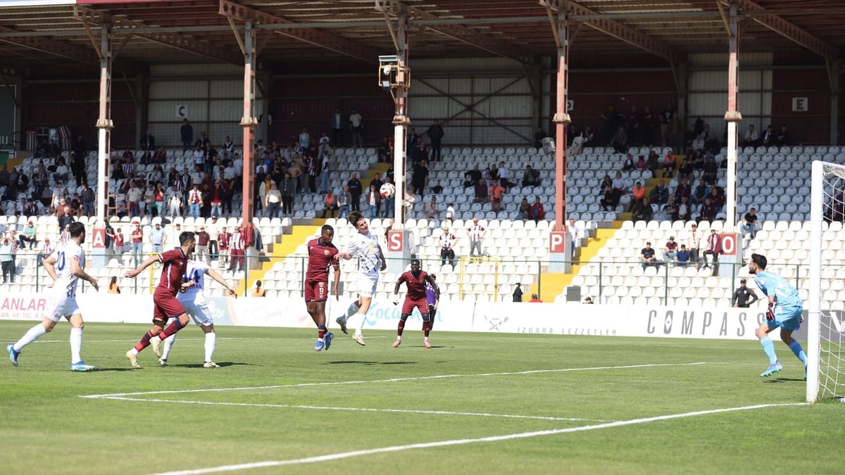 Bandırmaspor sahasında Sarıyer ile 0-0 berabere kaldı