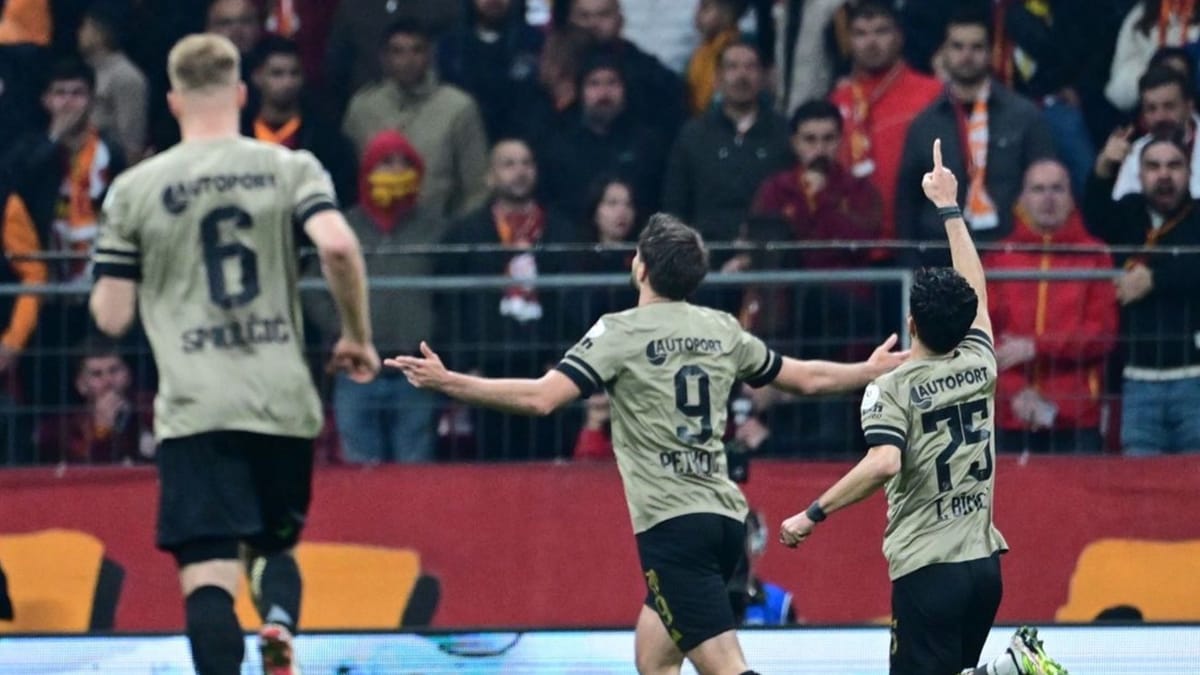 Kocaelispor_Galatasaray_Gol_Sevinci