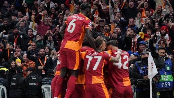 Galatasaray'da farkı açma fırsatı! Rakip Başakşehir... (Muhtemel 11'ler)