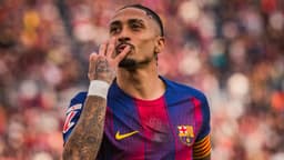 Raphinha yıldızlaştı! Barça Sevilla'yı gole boğdu