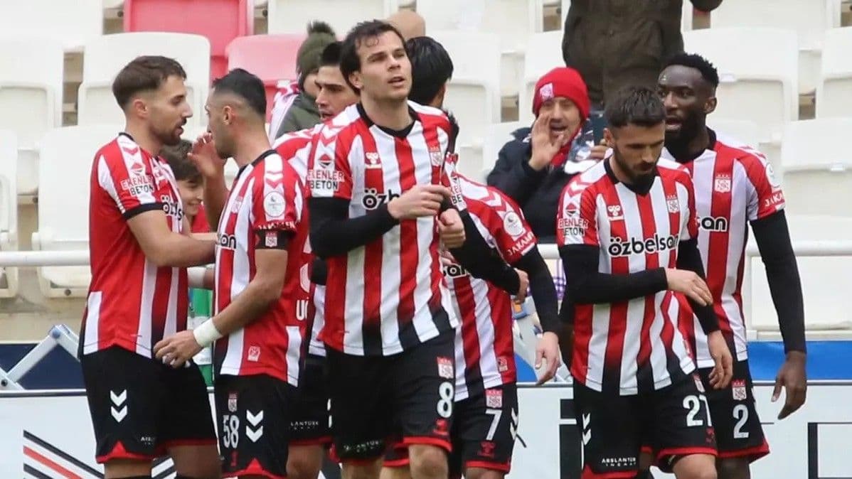 Sivasspor'un rakibi Manisa FK