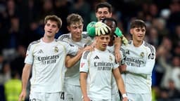 Dünya Arda Güler'in golünü konuşuyor: Başkan Perez soyunma odasına indi!