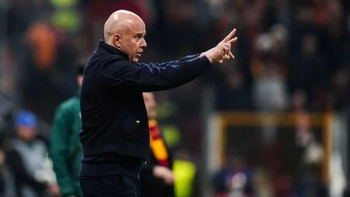 Liverpool’da puan kaybı sonrası tepki! Slot’tan Galatasaray mesajı