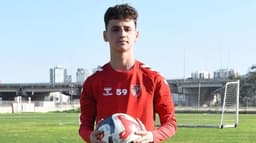 F.Bahçe'nin yeni transferi Adem Yeşilyurt gözden düştü