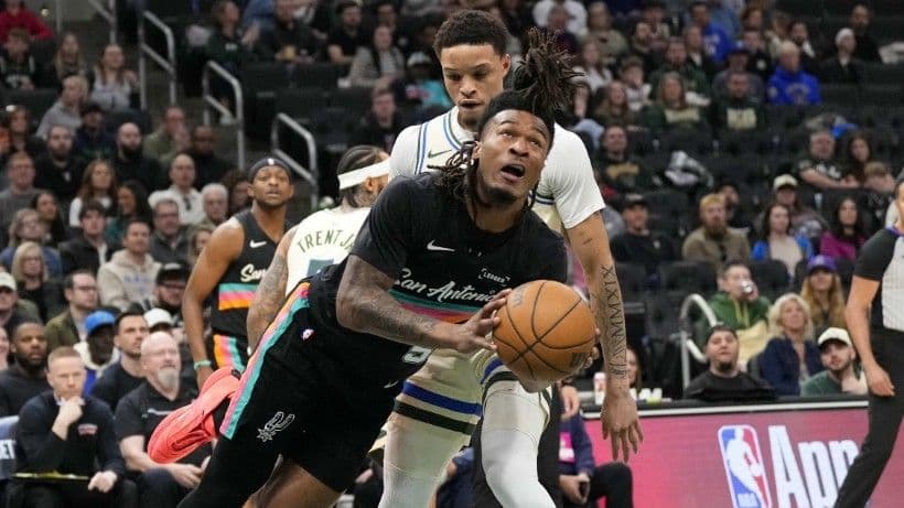 NBA'de Spurs, Bucks'ı yenerek üst üste 8. galibiyetini aldı