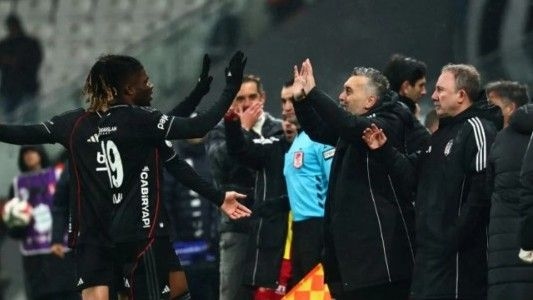 Beşiktaş'a yıldız futbolcudan kötü haber! Fenerbahçe maçında yok
