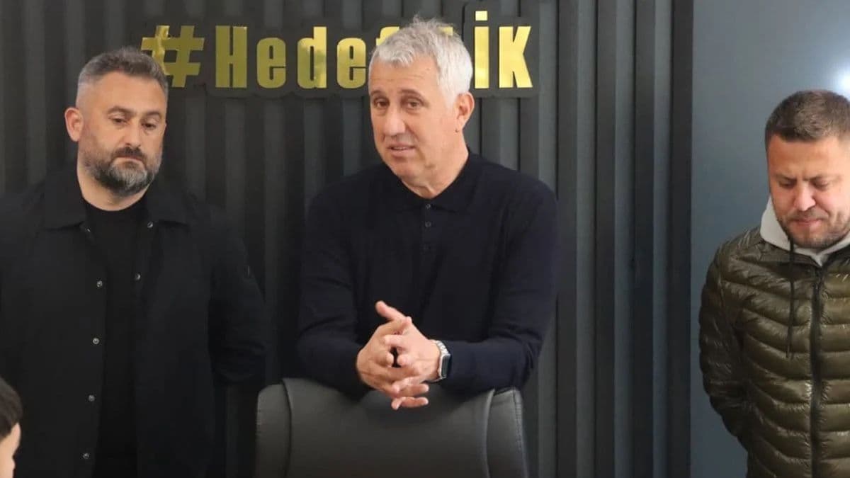Şampiyonluk yarışında yara aldı, istifa etti