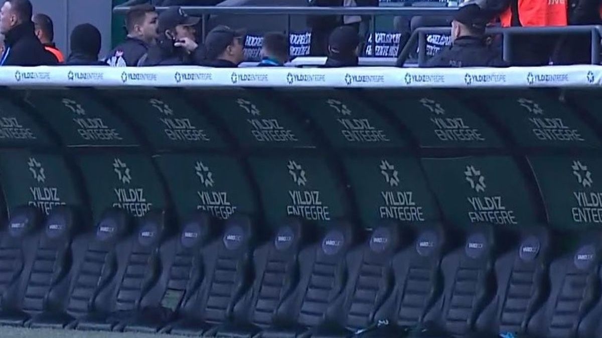 Süper Lig’de protesto: Selçuk İnan, tüm kulübeyi sahadan çekti