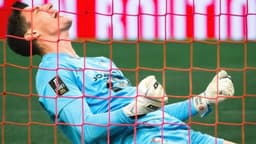 Berke Özer’in Gizli Aşkı İfşa Oldu! Fransız Modelle Yakalandı