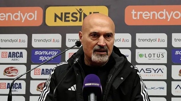 Ümraniyespor Teknik Sorumlusu Levent Açıkgöz