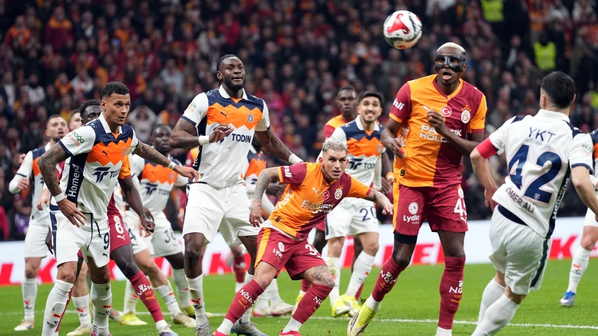 (GENİŞ ÖZET) Galatasaray - RAMS Başakşehir Maç Sonucu: 3-0