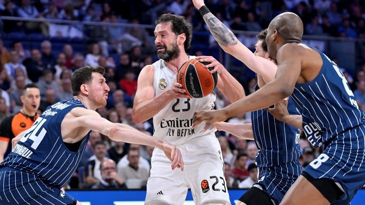 Anadolu Efes, Madrid'de kaybetti!