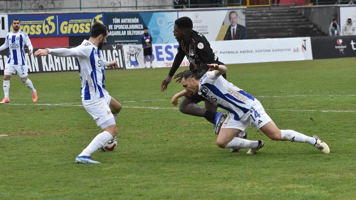 Vanspor ile Sarıyer bayramda birbirlerini üzmedi