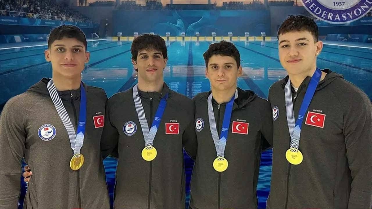Milli yüzücüler, Prag ve Graz'da 13 madalya daha kazandı