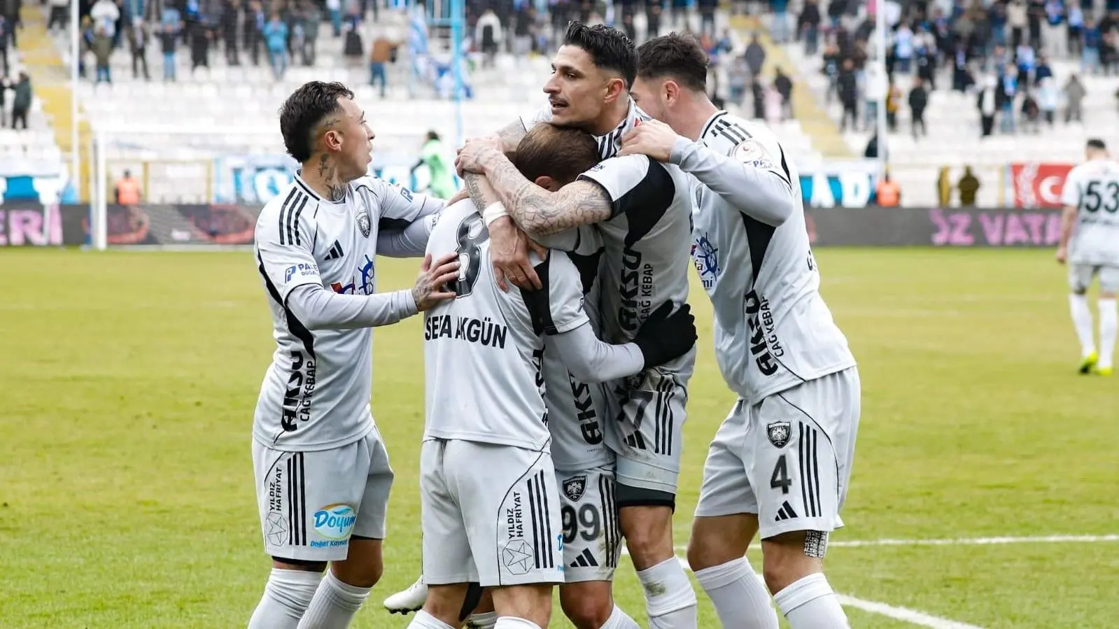 Erzurumspor, Hatayspor'u devirdi