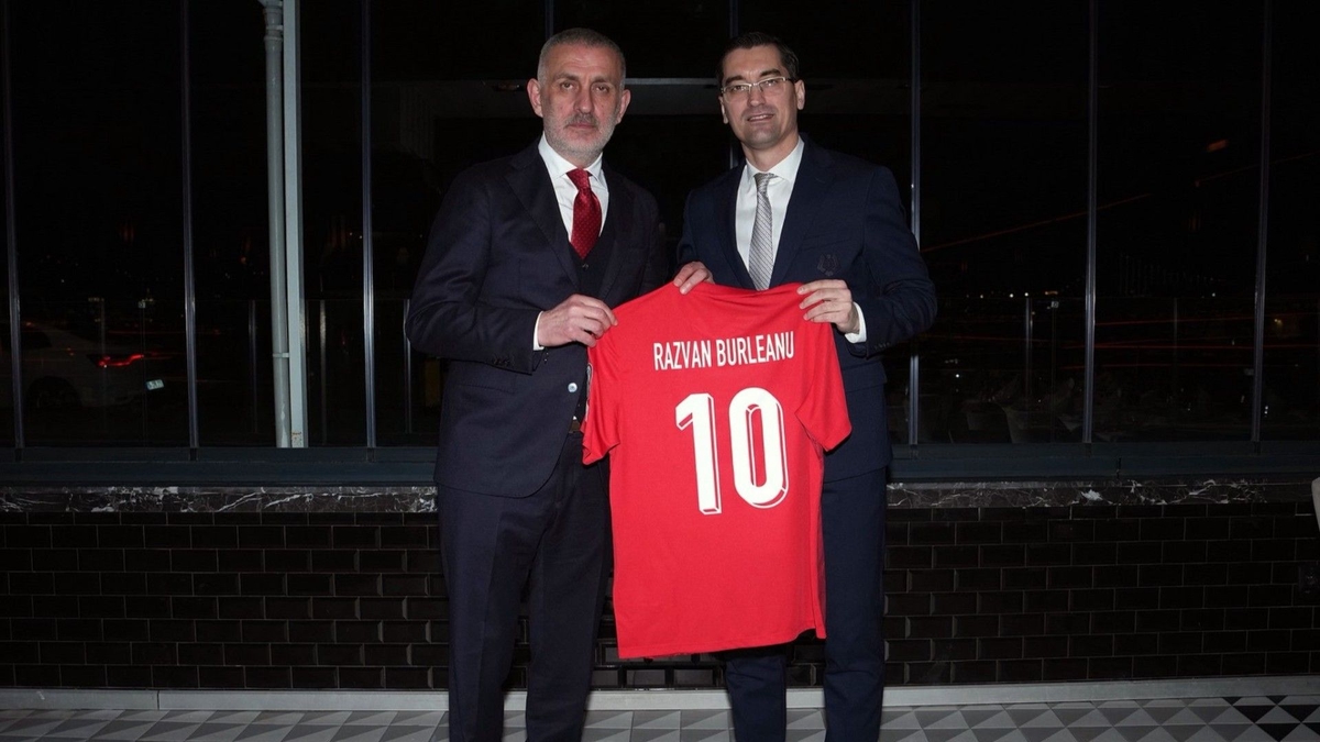 Türkiye - Romanya maçı öncesi resmi maç yemeği düzenlendi