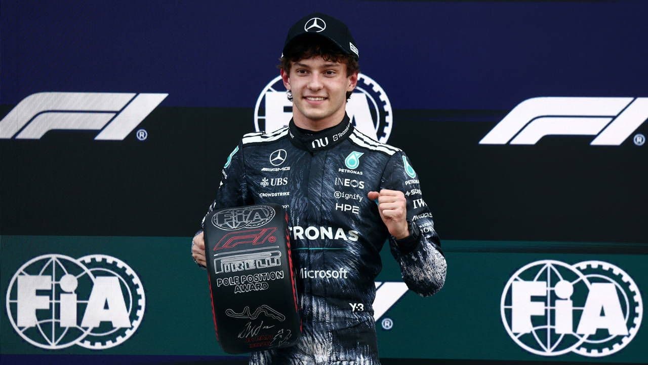 Japonya'da zafer Kimi Antonelli'nin! Tarih yazıyor