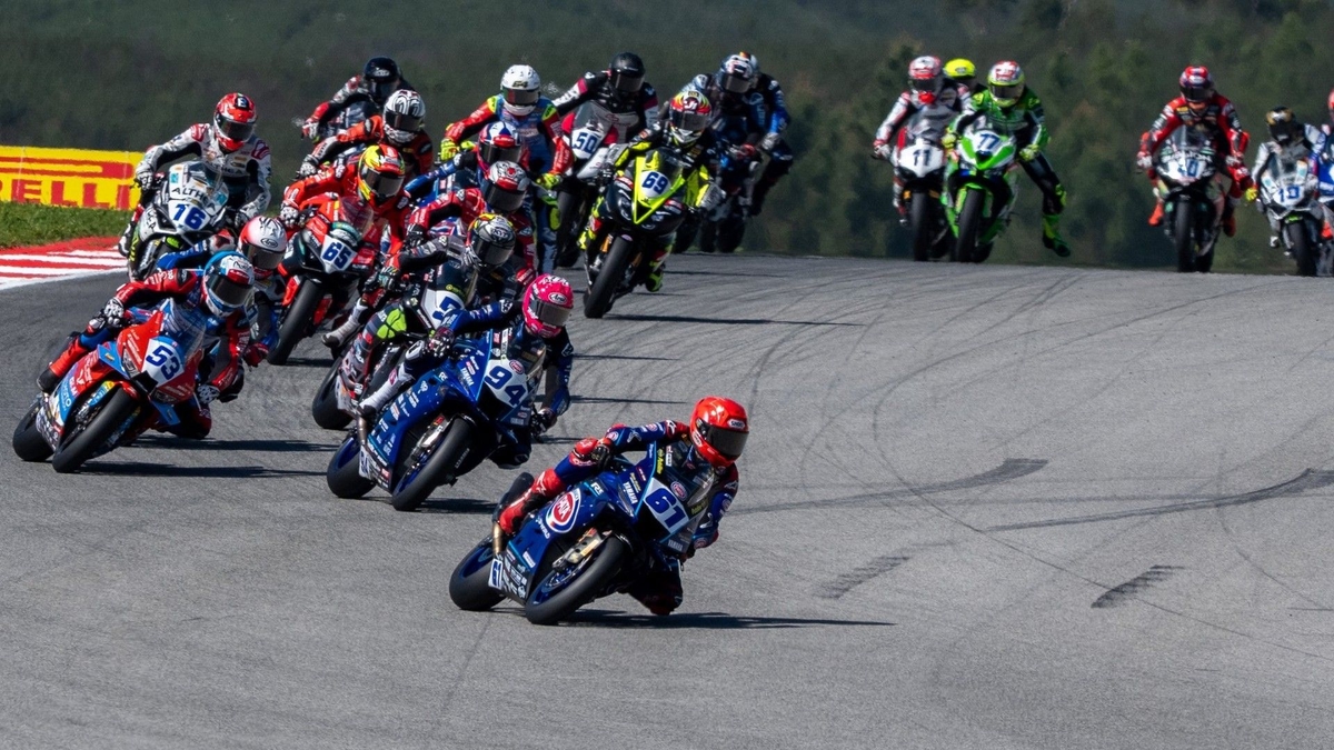 Dünya Supersport Şampiyonası'nda Portekiz etabı sona erdi! Can Öncü...