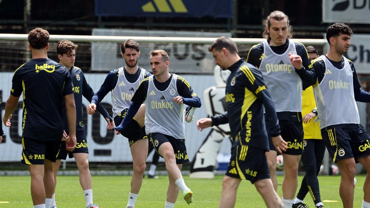 Fenerbahçe'de Edson Alvarez gelişmesi!