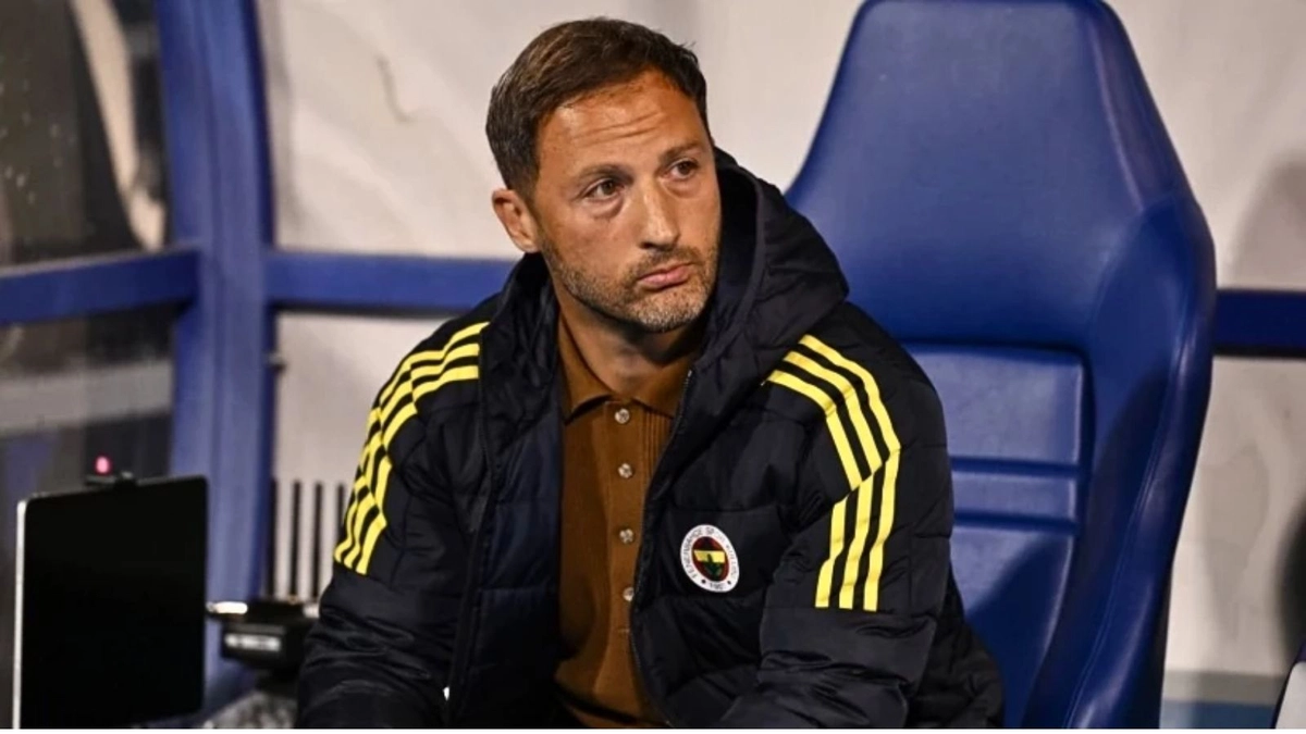 Fenerbahçeli futbolculardan Domenico Tedesco'ya veda