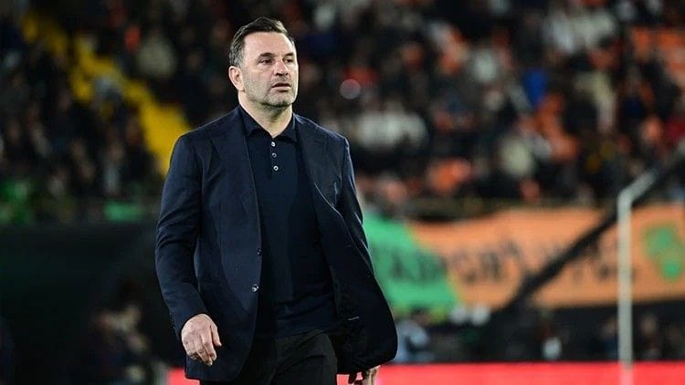 Okan Buruk'tan Osimhen açıklaması! Sakatlık...